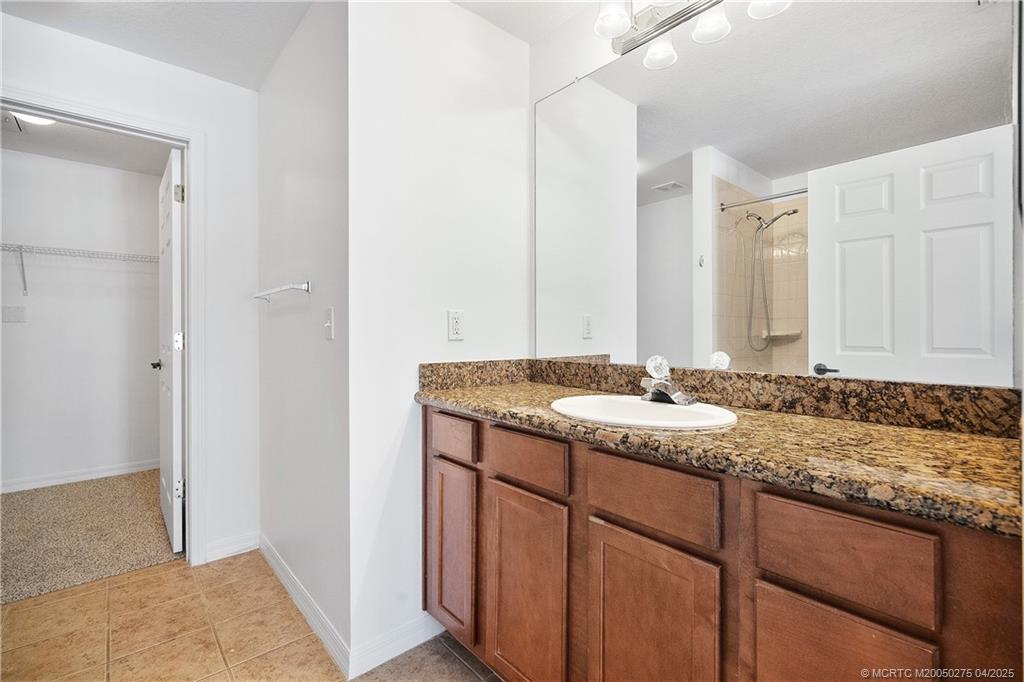 1575 SE Pomeroy Street 8-5