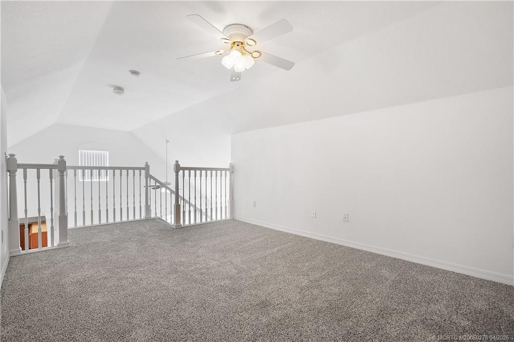 1575 SE Pomeroy Street 8-5