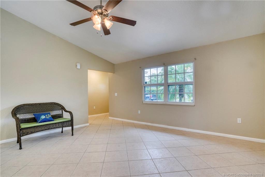 2363 NW Brennan Ct