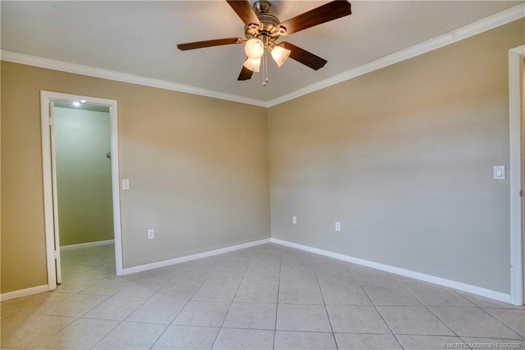 2363 NW Brennan Ct