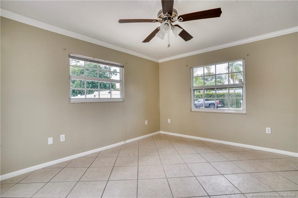 2363 NW Brennan Ct
