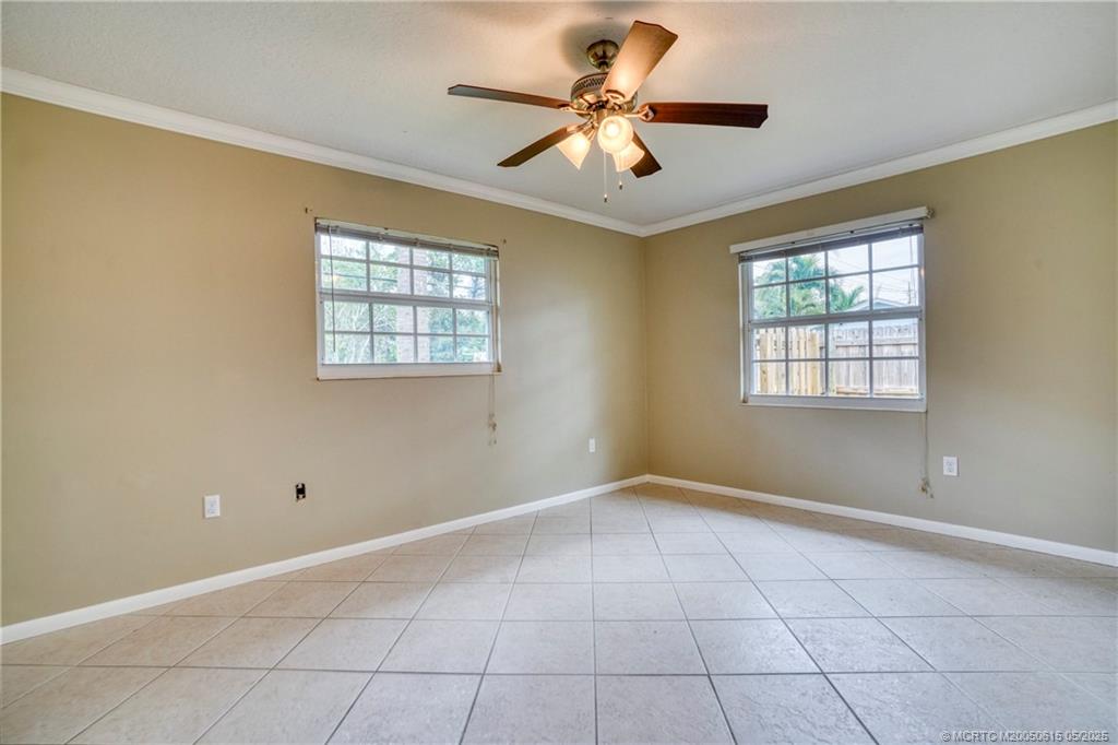 2363 NW Brennan Ct