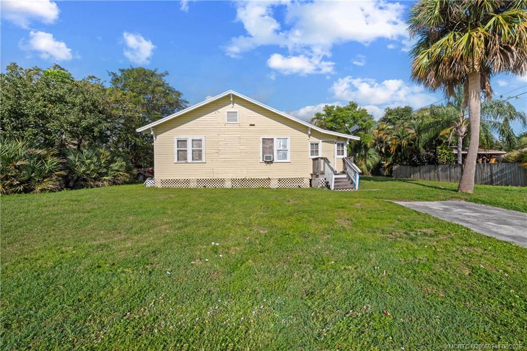 1566 NW 9th Avenue