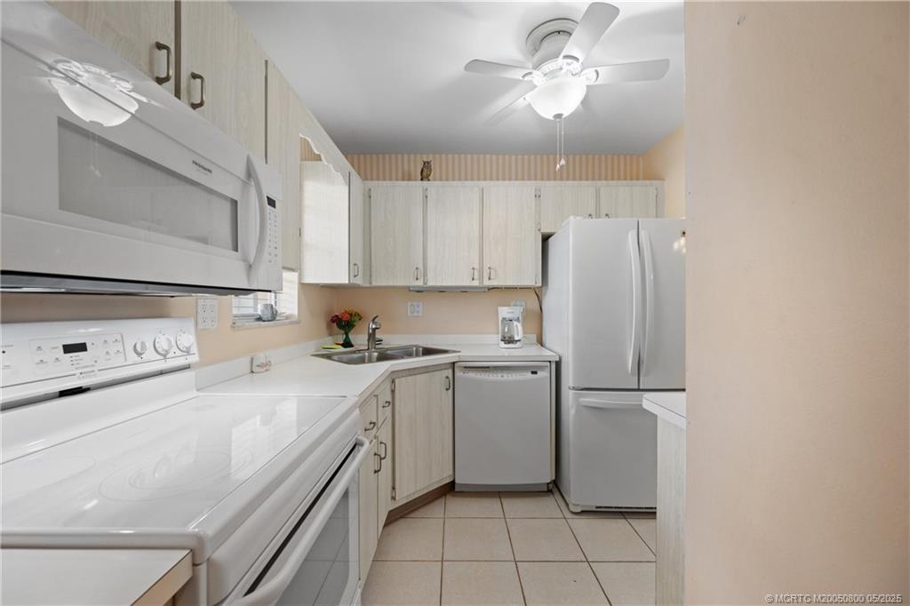 1953 SW Palm City Road 27-I