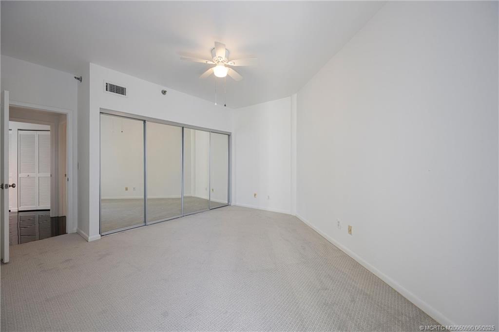 221 NE Plantation Road 303