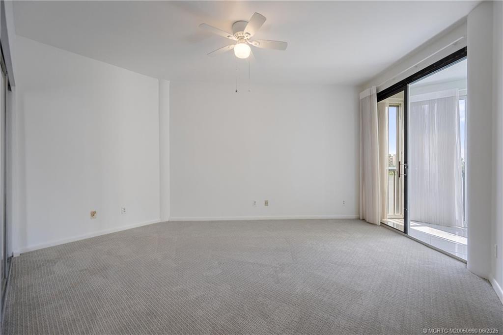 221 NE Plantation Road 303