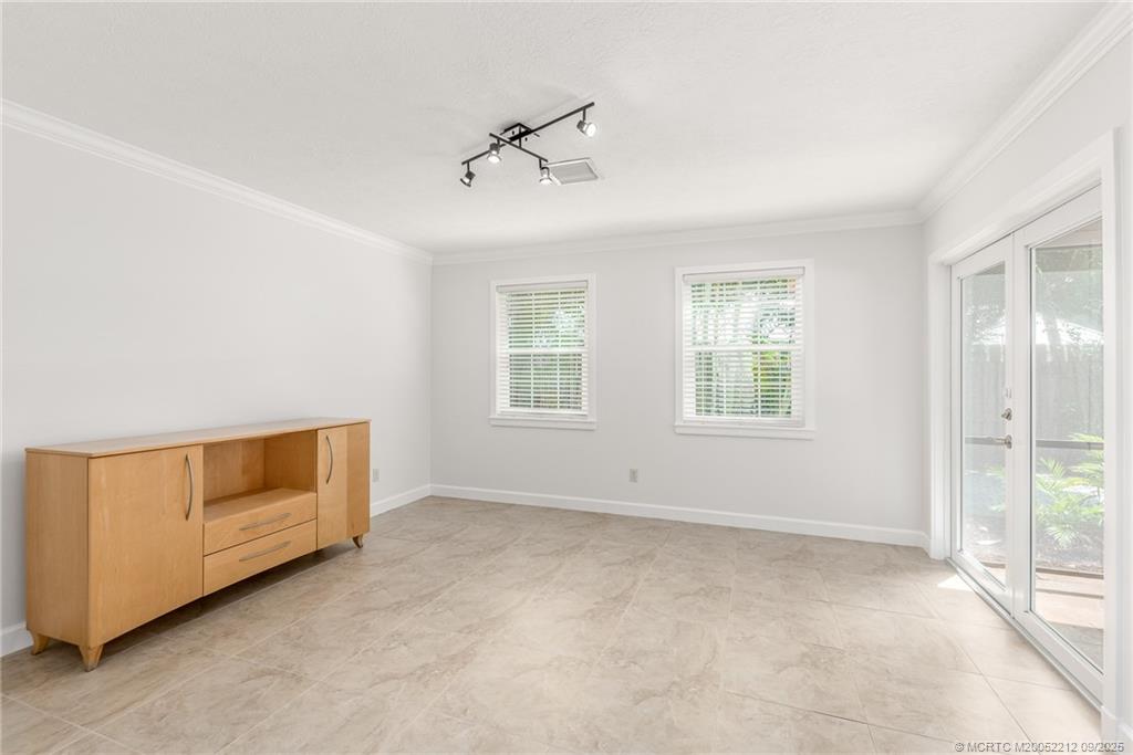 23 Lantana Lane