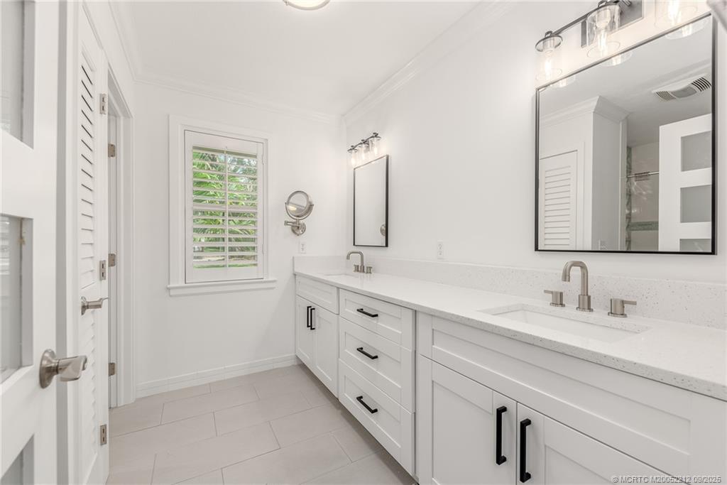 23 Lantana Lane