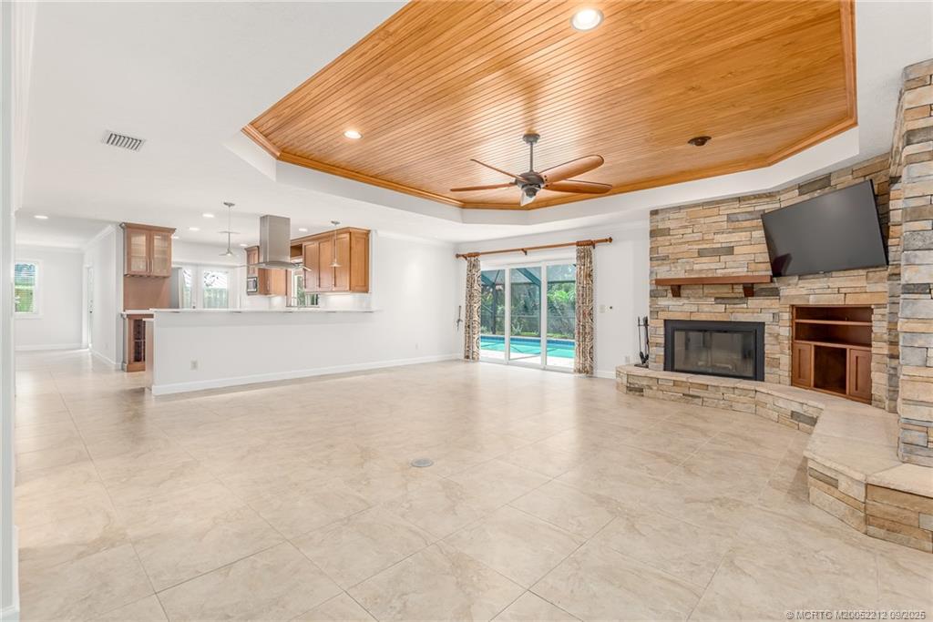 23 Lantana Lane