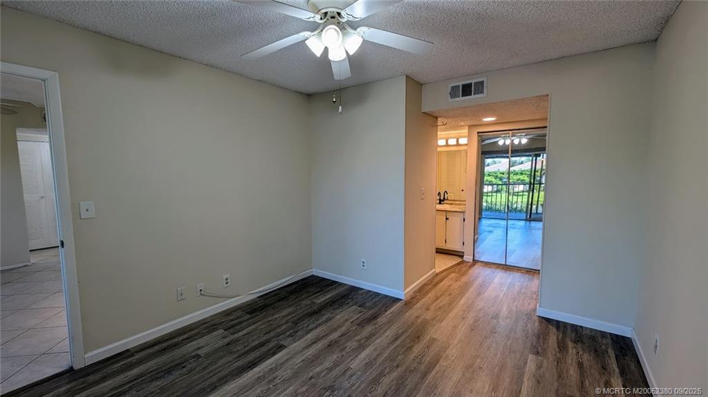 1563 SE Royal Green Circle 204