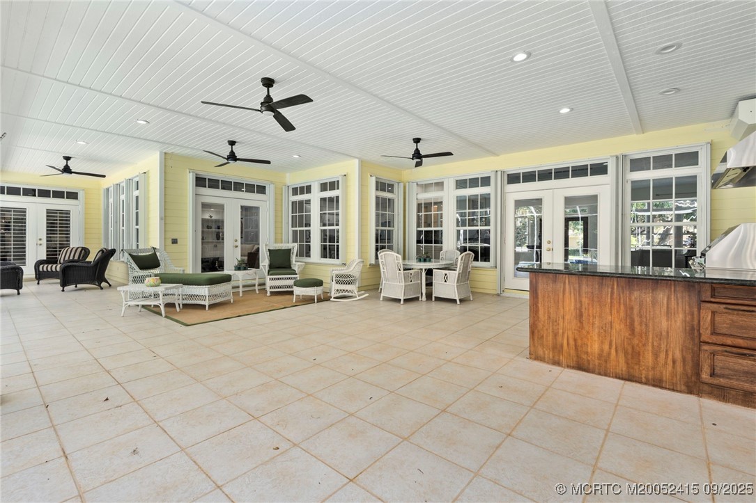 104 Abbie Ct