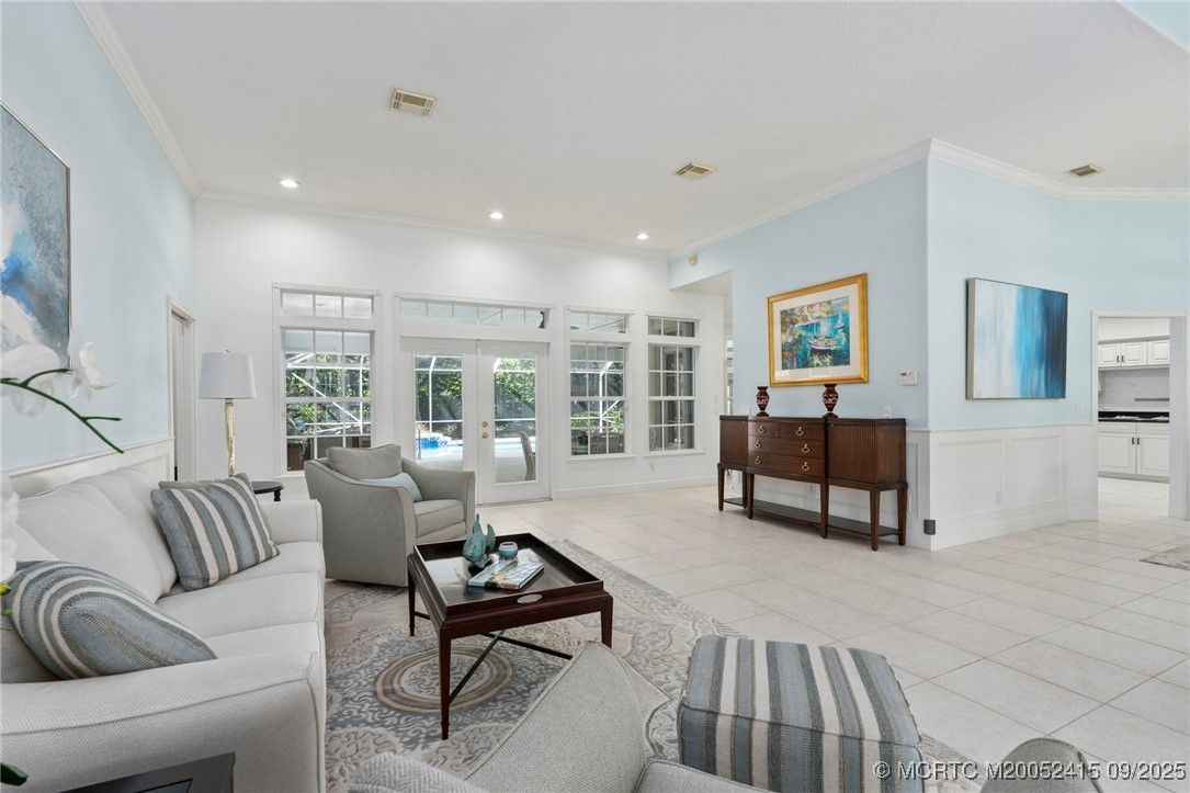 104 Abbie Ct