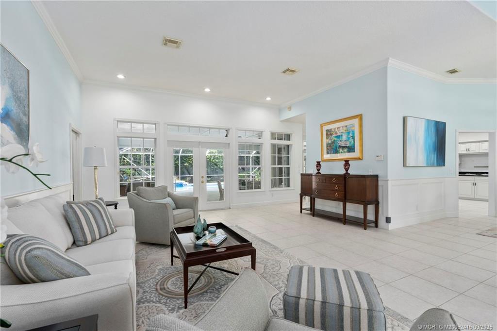 104 Abbie Ct