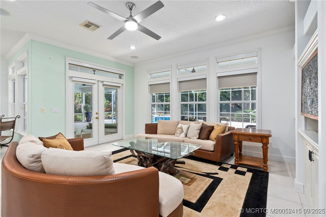 104 Abbie Ct