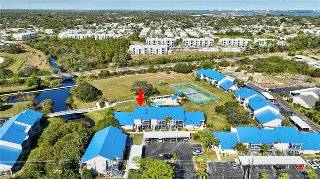 1637 NE Nautical Place 806