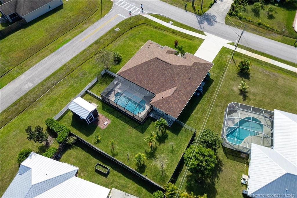 2661 SW Fairgreen Road