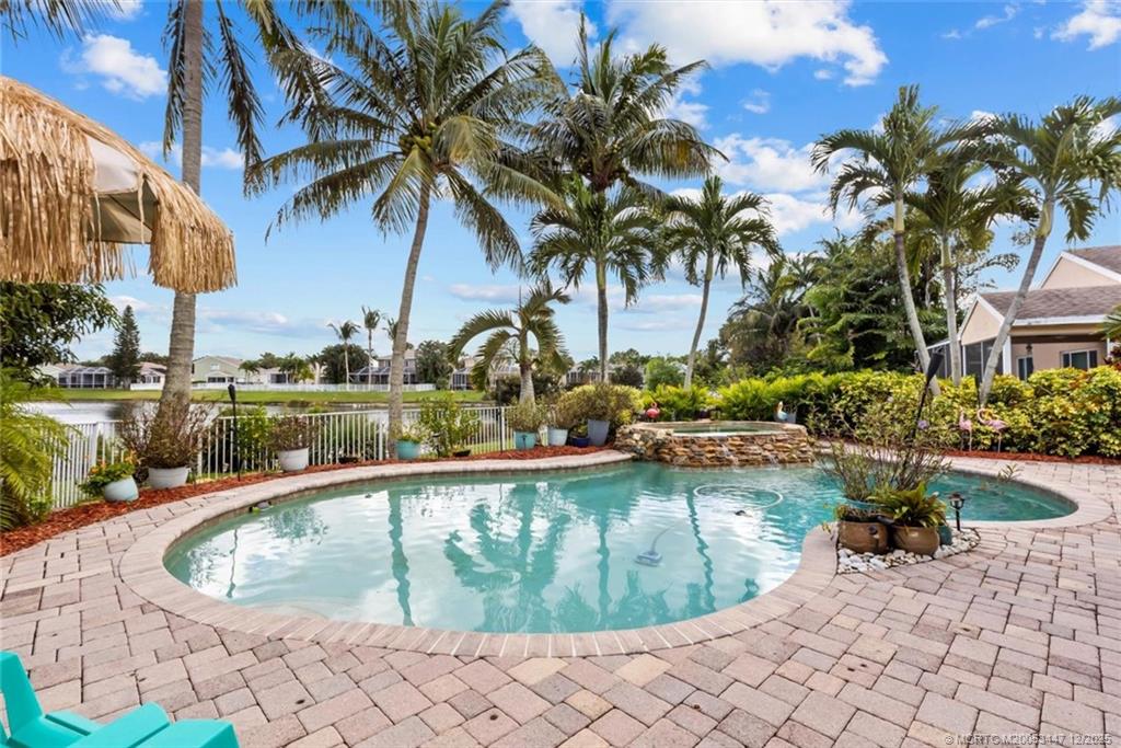 4668 SE Winter Haven Ct