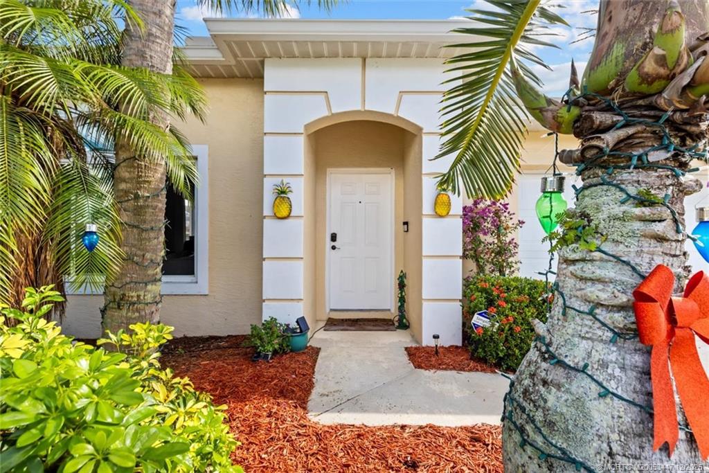 4668 SE Winter Haven Ct
