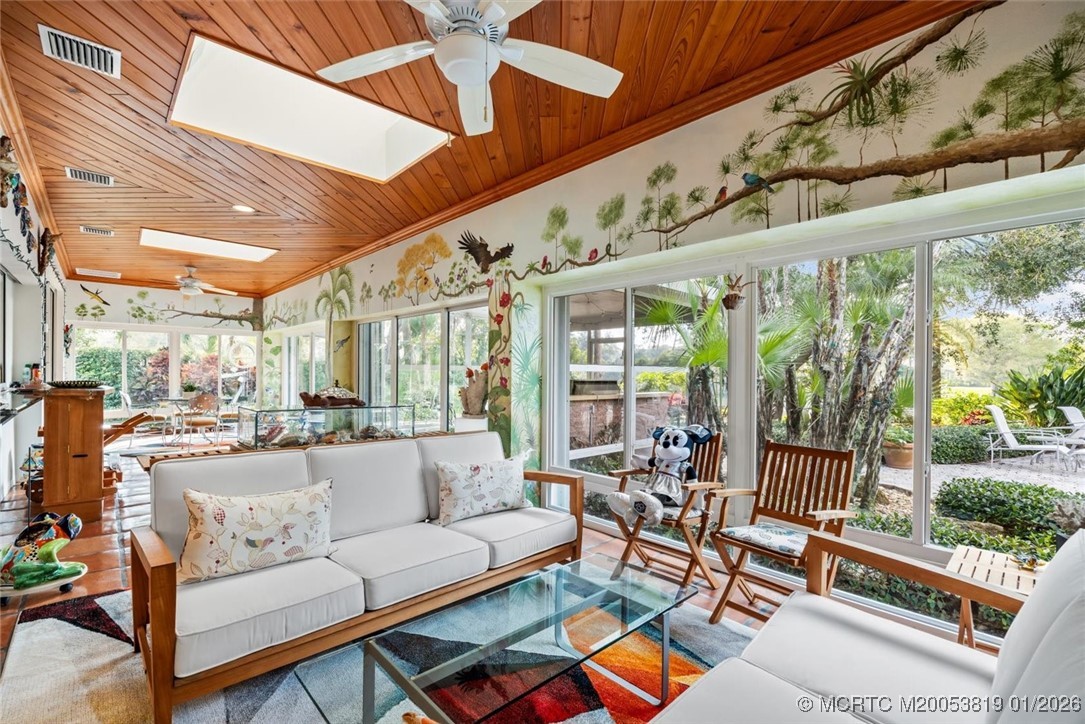 13505 NW Coco Plum Ct