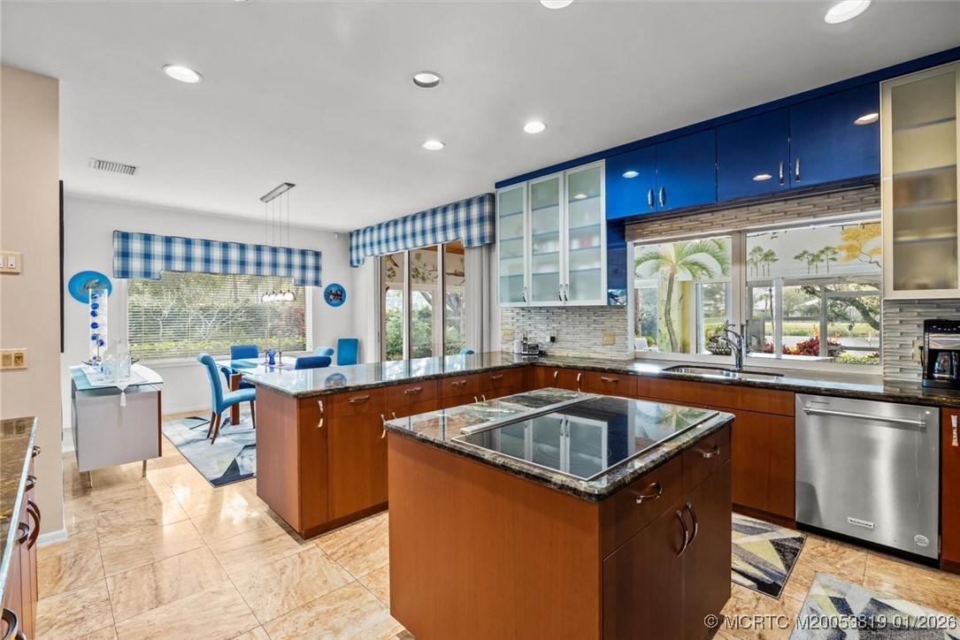 13505 NW Coco Plum Ct