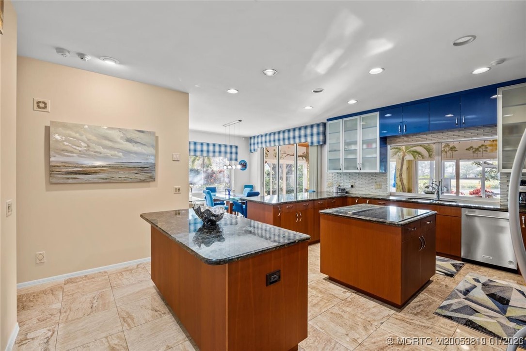 13505 NW Coco Plum Ct