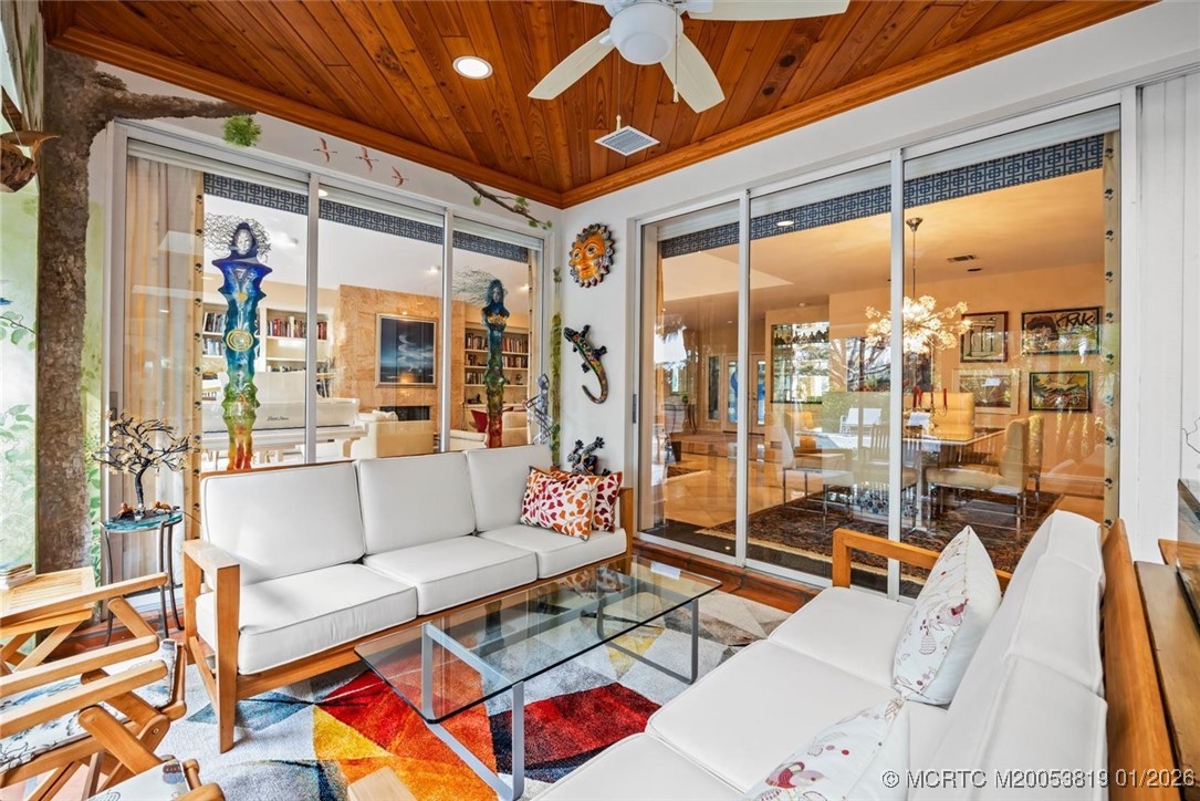 13505 NW Coco Plum Ct