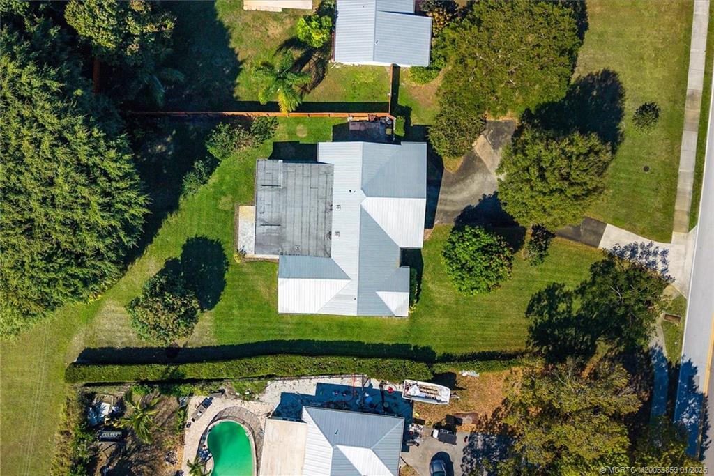 1346 NW Pine Lake Drive