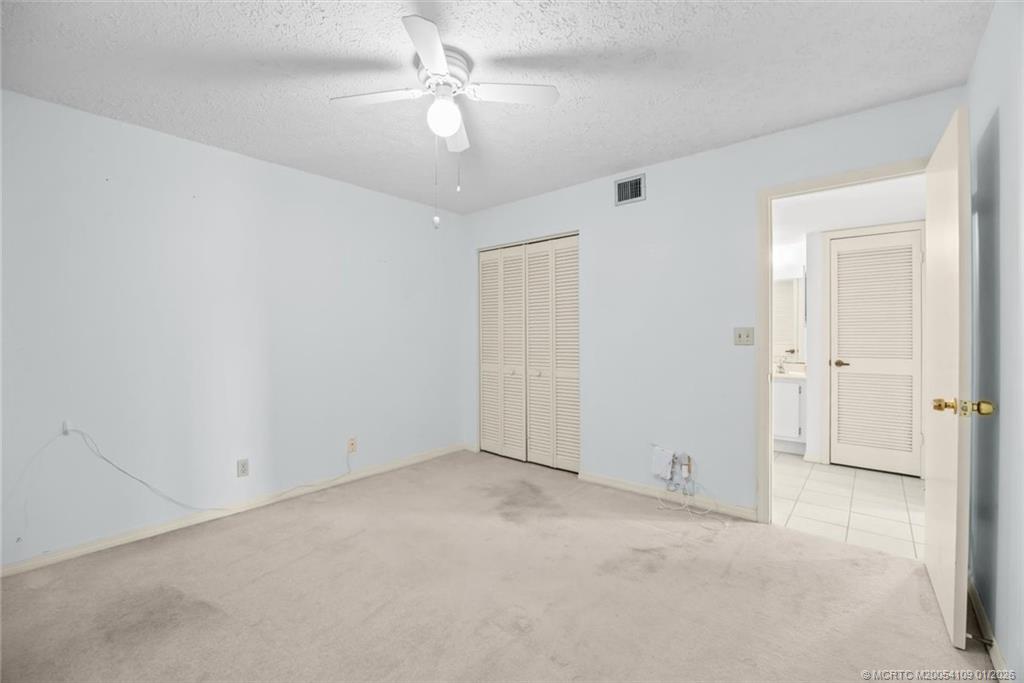 806 SE Central Parkway 6