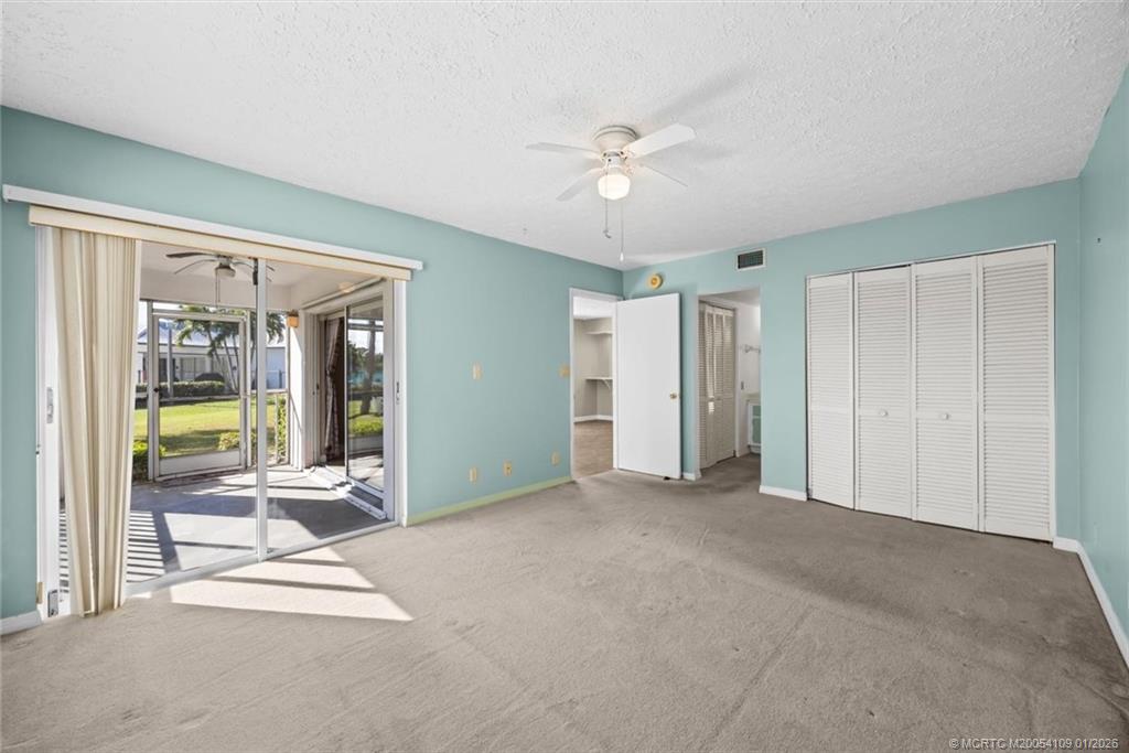 806 SE Central Parkway 6