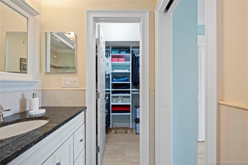 1550 NE Ocean Blvd A305