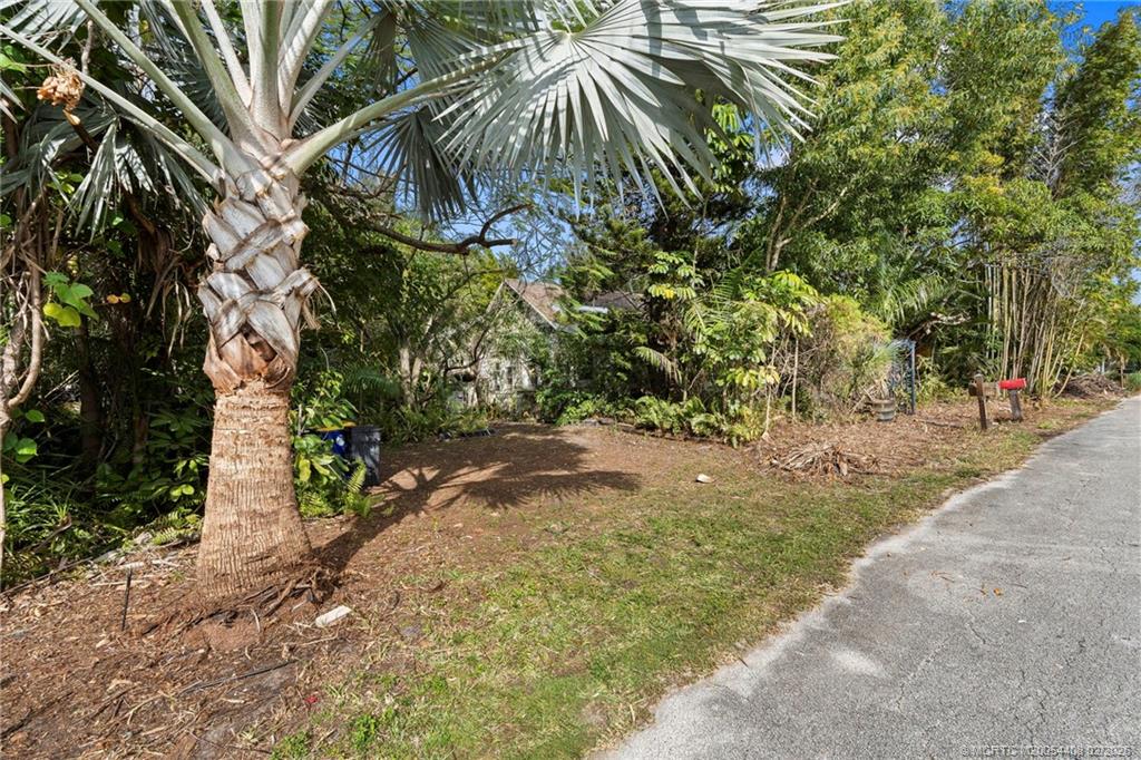 895 SW 29th Terrace