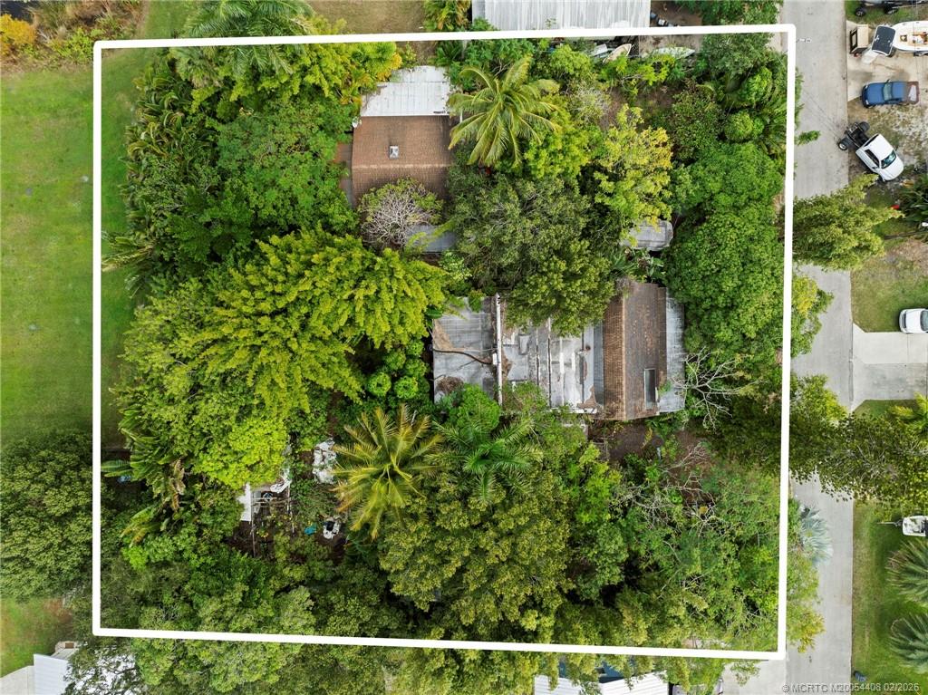 895 SW 29th Terrace