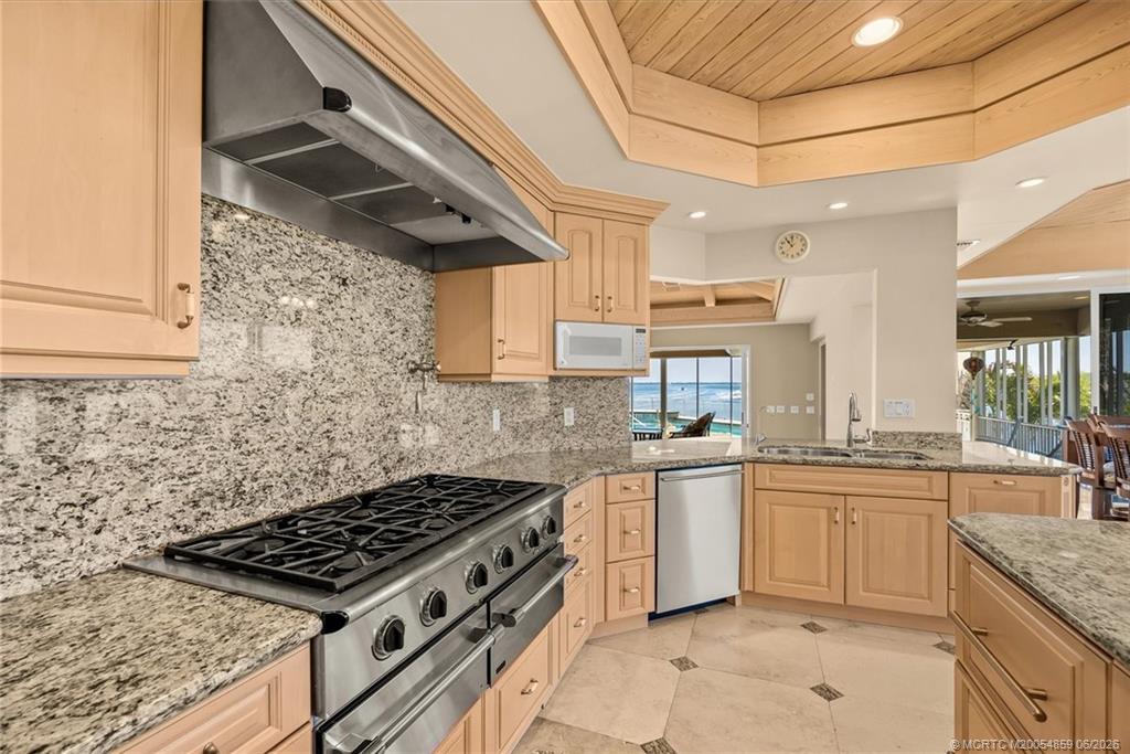 12198 Riverbend Lane
