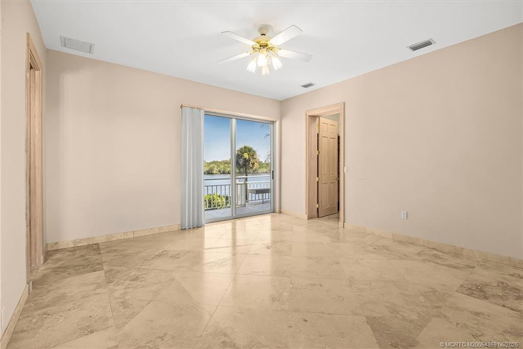 12198 Riverbend Lane