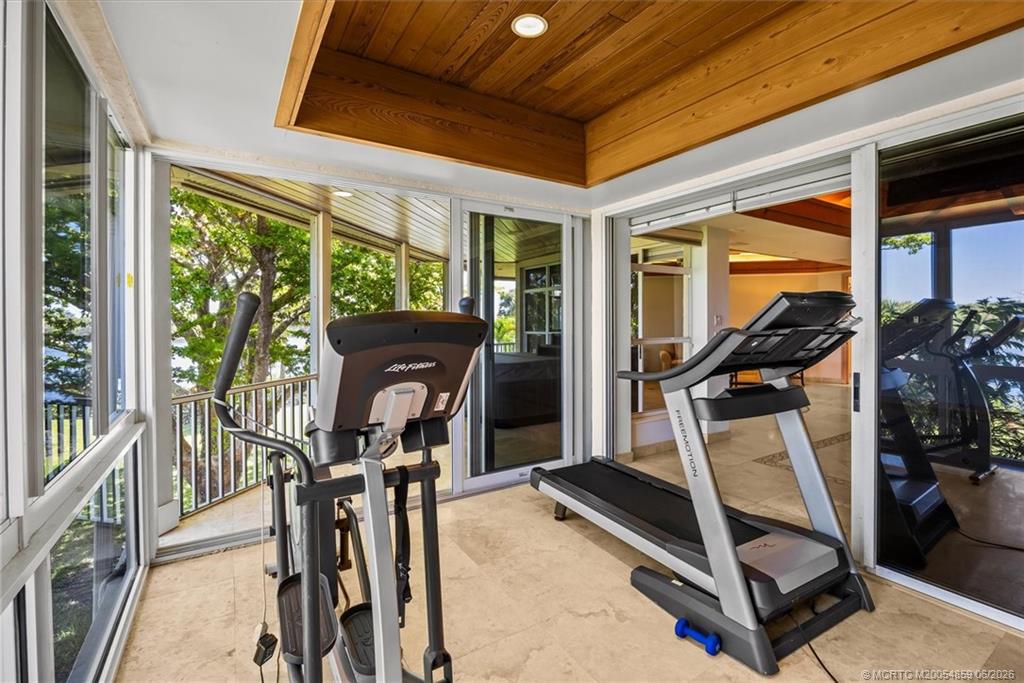 12198 Riverbend Lane