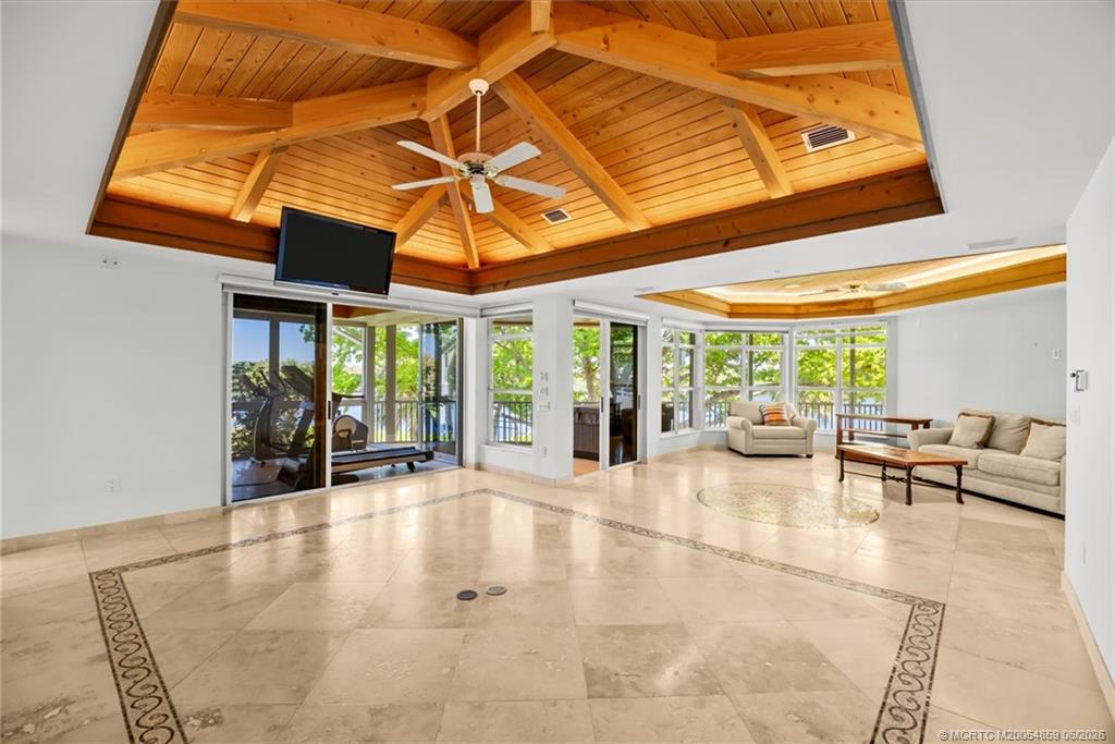 12198 Riverbend Lane
