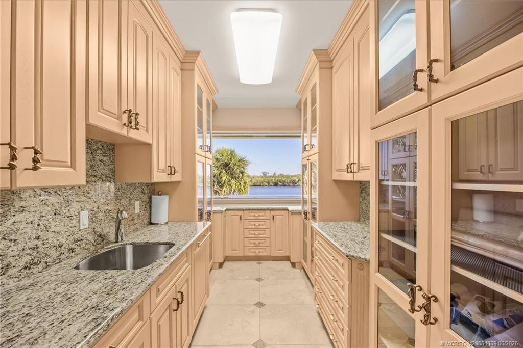 12198 Riverbend Lane