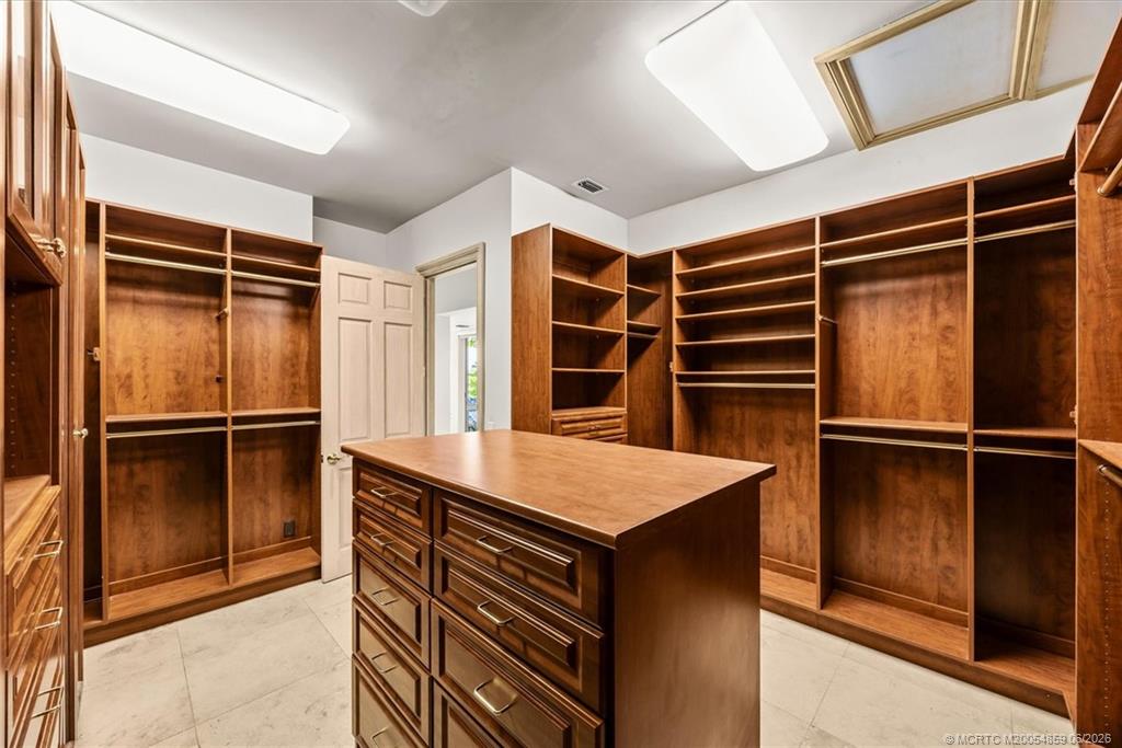 12198 Riverbend Lane