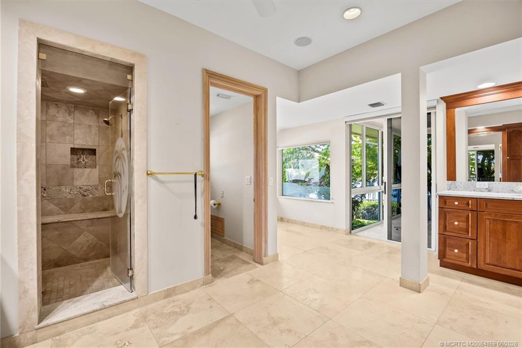 12198 Riverbend Lane