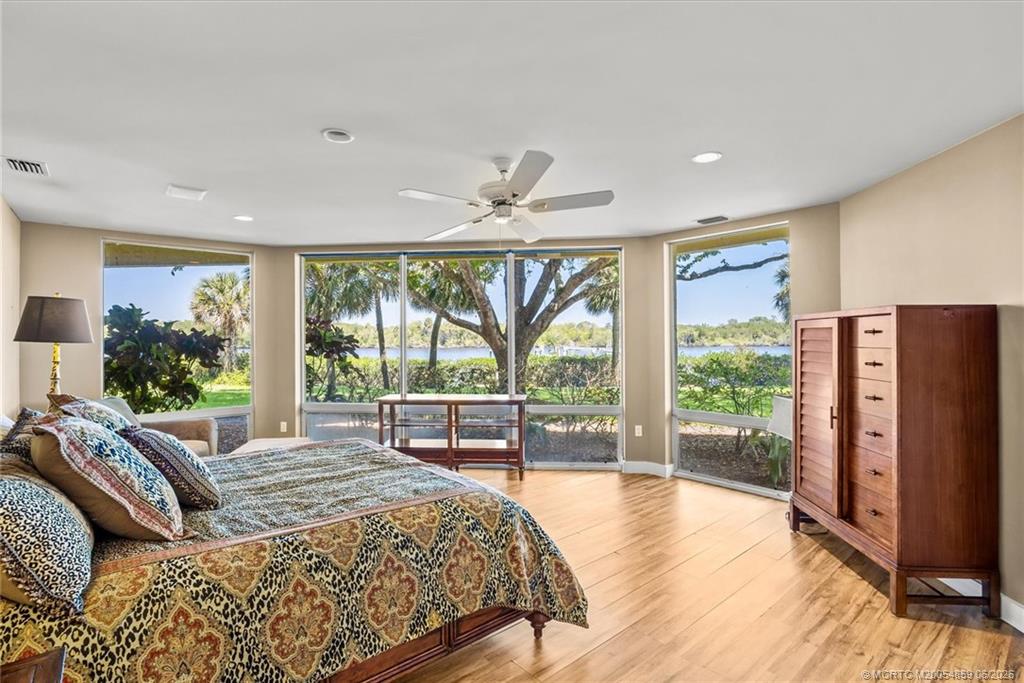 12198 Riverbend Lane