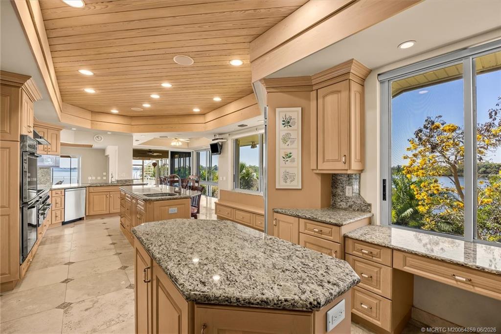 12198 Riverbend Lane
