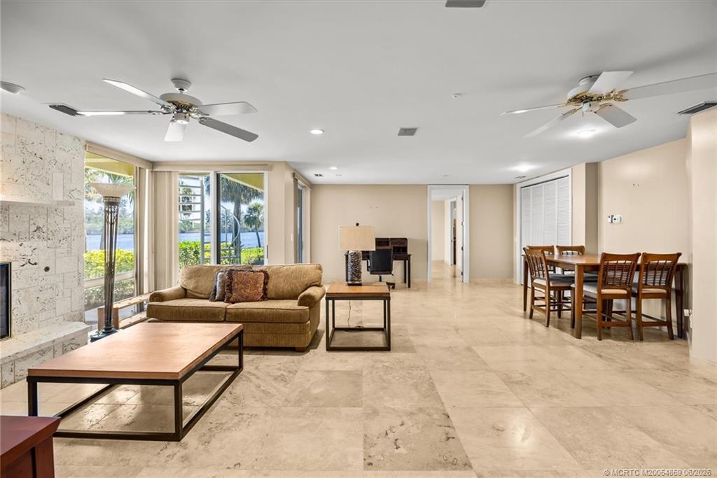 12198 Riverbend Lane