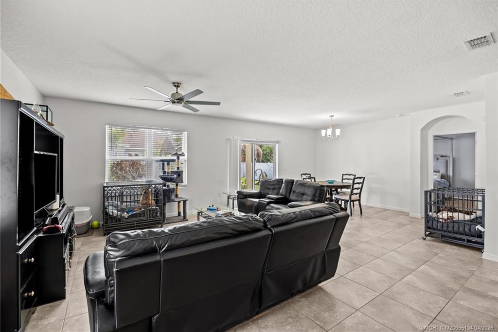 1749 SW Alberca Lane