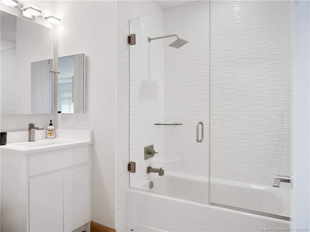 41 SW Seminole Street 208