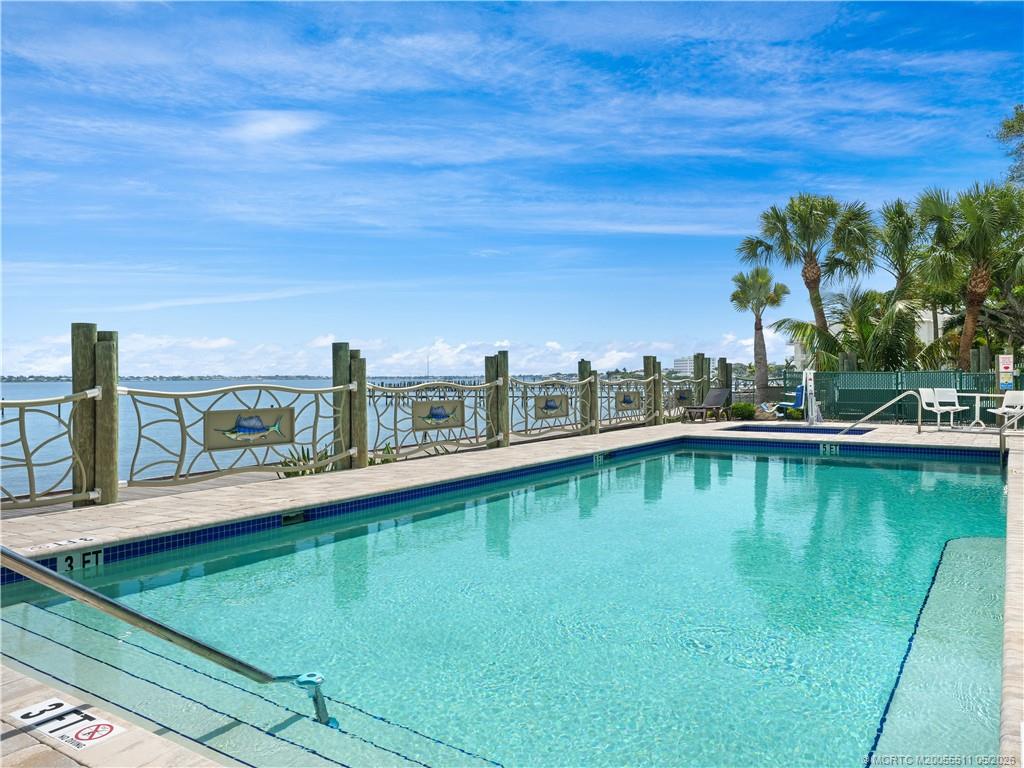 41 SW Seminole Street 208
