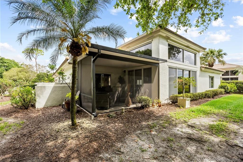 1515 NW Sawgrass Way