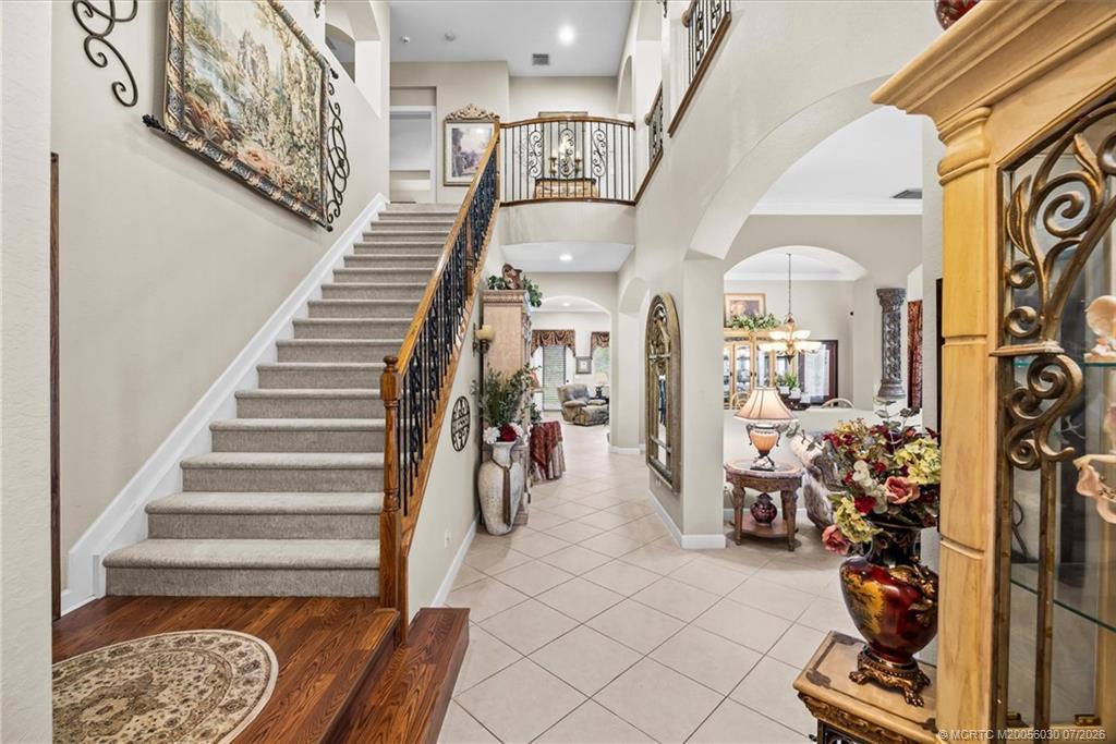 5718 SW Bald Eagle Drive