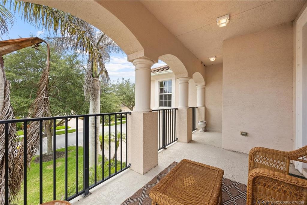5718 SW Bald Eagle Drive