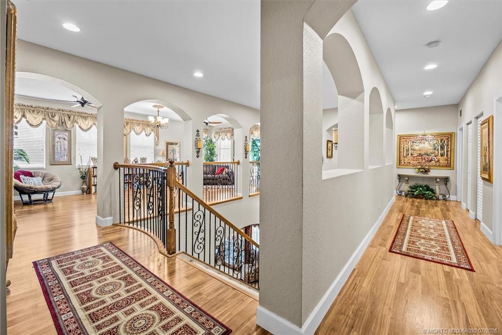 5718 SW Bald Eagle Drive
