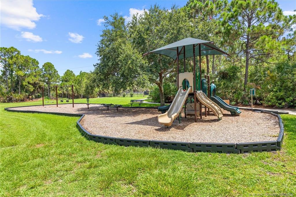 5718 SW Bald Eagle Drive